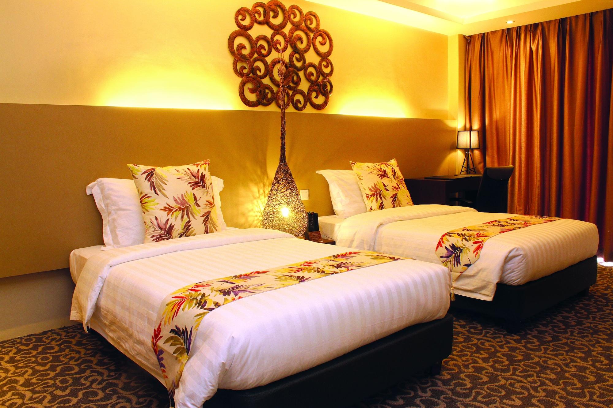 The Oriental Hotel Bataan 마리벨레스 외부 사진