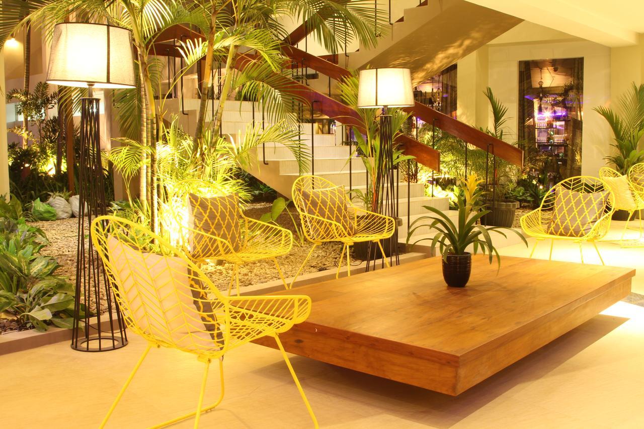 The Oriental Hotel Bataan 마리벨레스 외부 사진