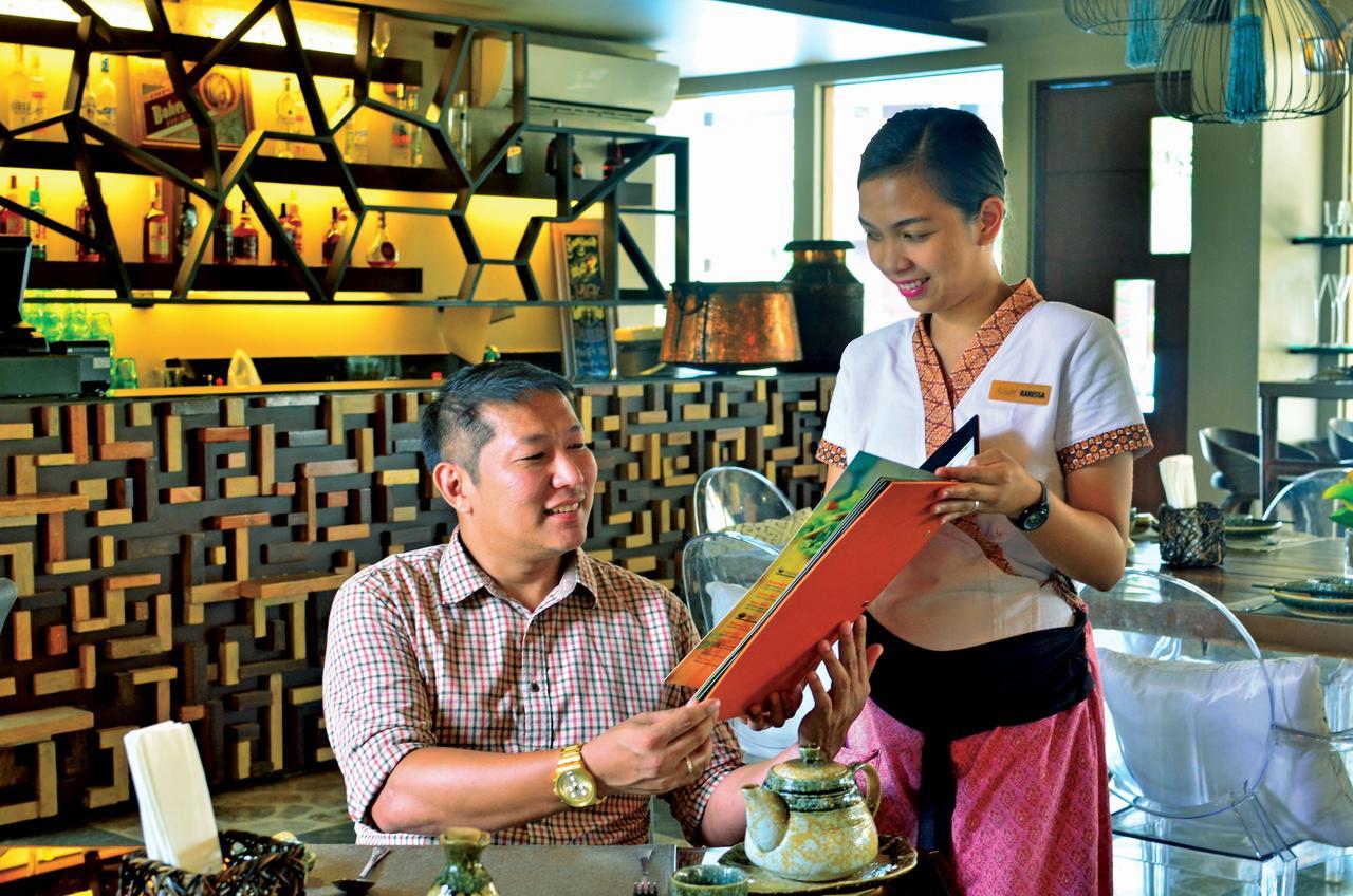 The Oriental Hotel Bataan 마리벨레스 외부 사진
