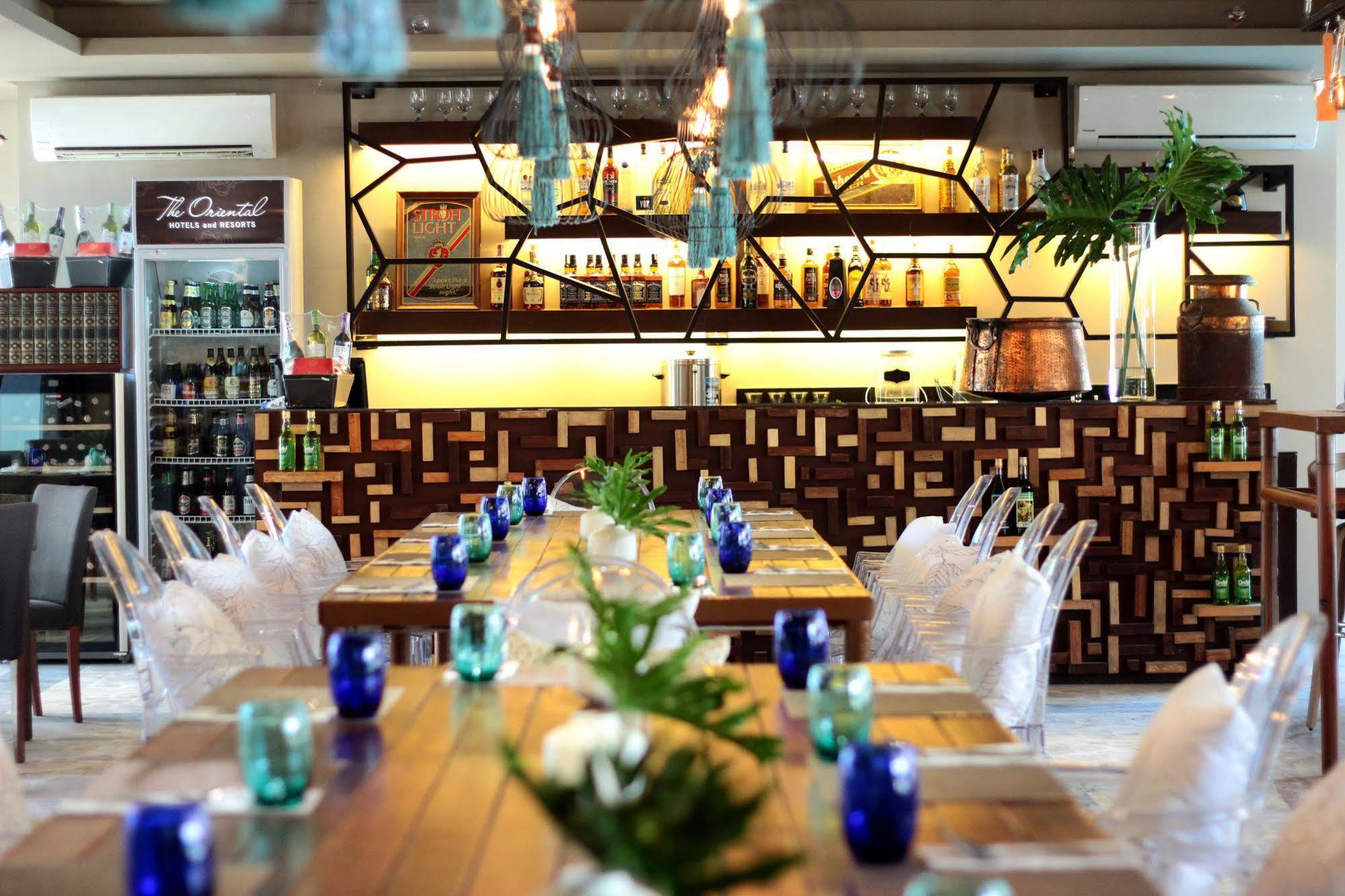 The Oriental Hotel Bataan 마리벨레스 외부 사진